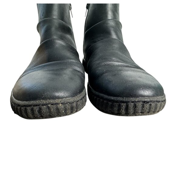 Collection by CLARKS Black Leather Zip-Side Booties Womens SZ 6.5 Slip-on Ankle - Picture 6 of 11